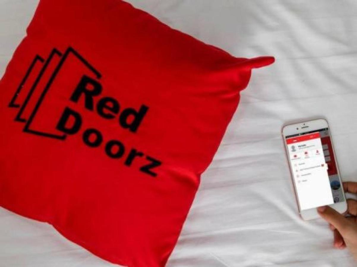 Reddoorz @ Supratman Street Hotel Bandung Ngoại thất bức ảnh